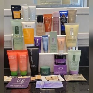 Lot X 25 Skincare Bundle Serum Cleansers Moisturizers Toners Masks Anti Aging